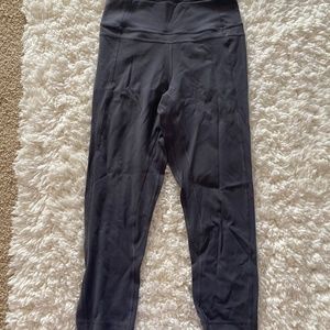 Grey lululemon cropped leggings